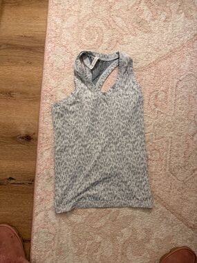 Athleta Gray Leopard-Print Racerback Tank size XS